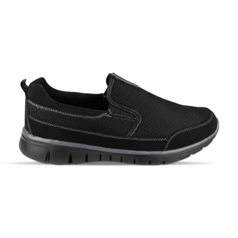 Mens Black Lightweight Memory Foam Trainer