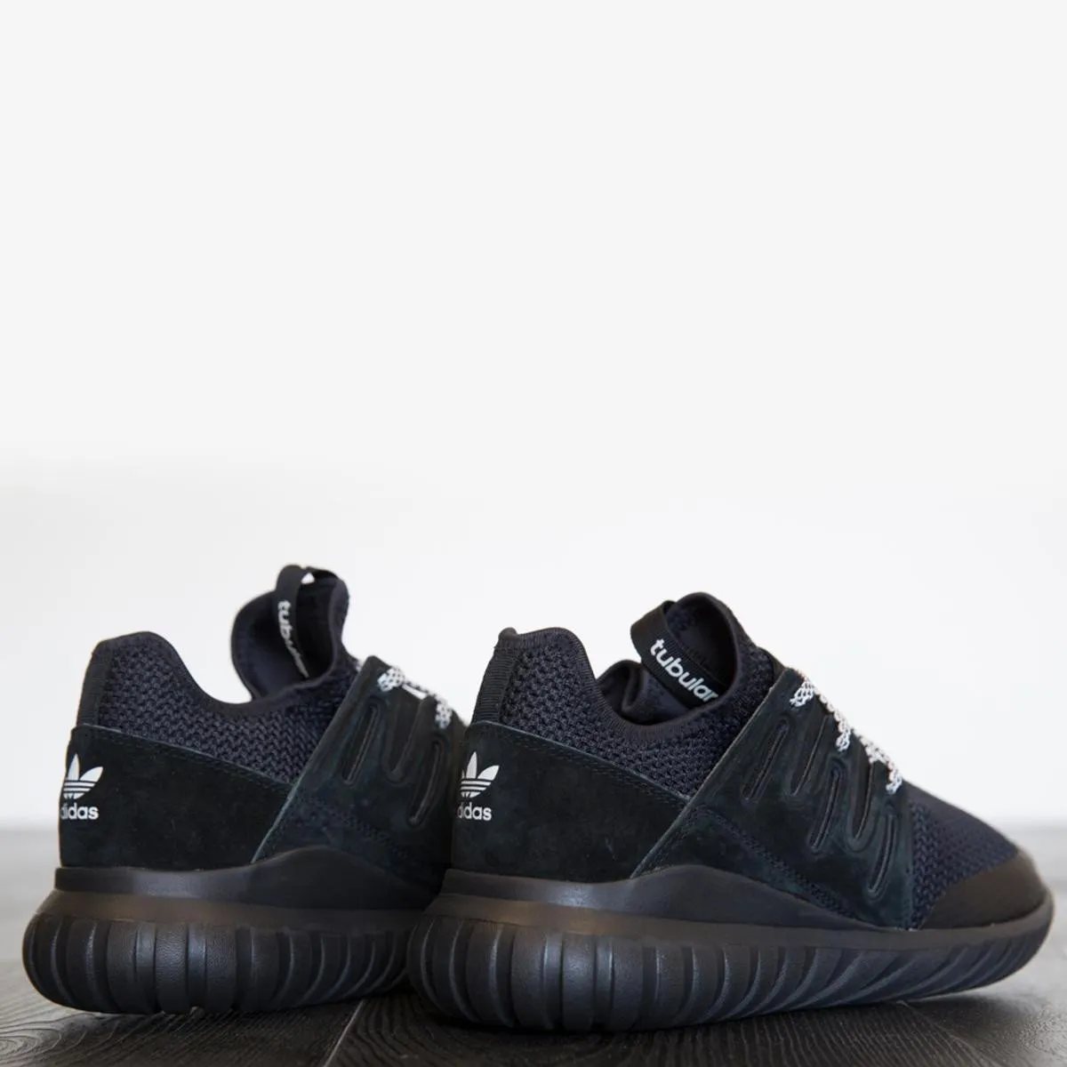 Men's Tubular Radial Athletic Running Sneaker