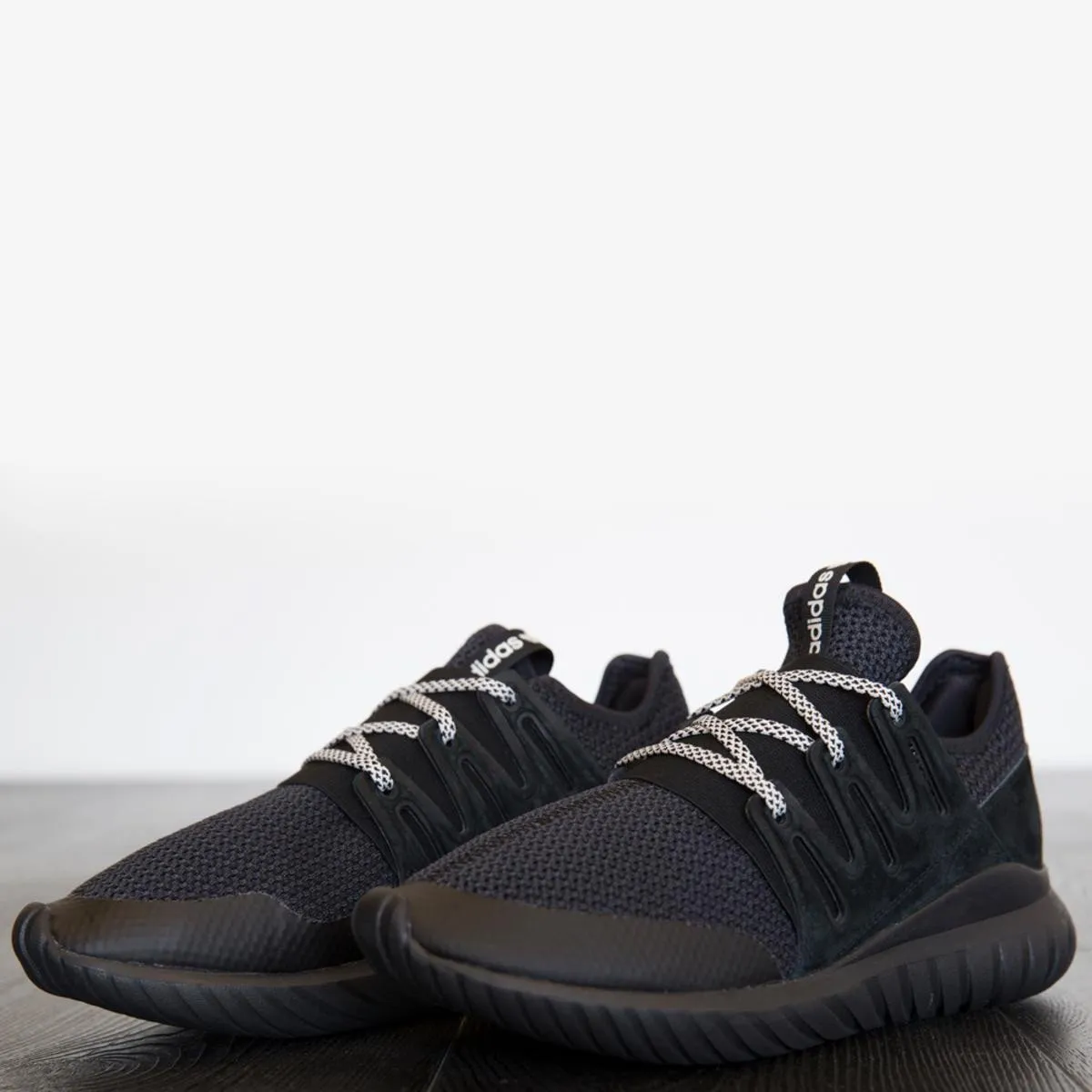 Men's Tubular Radial Athletic Running Sneaker