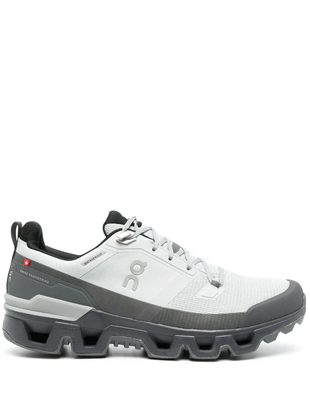 ON RUNNING Cloudwander Waterproof Glacier/Eclipse