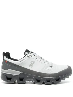 ON RUNNING Cloudwander Waterproof Glacier/Eclipse